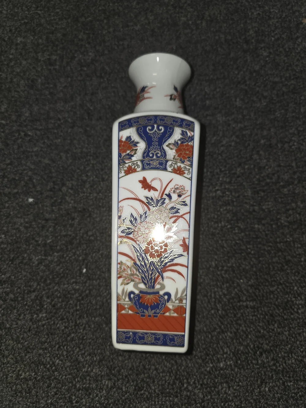 Vintage Imari Style Oriental Floral Porcelain Vase